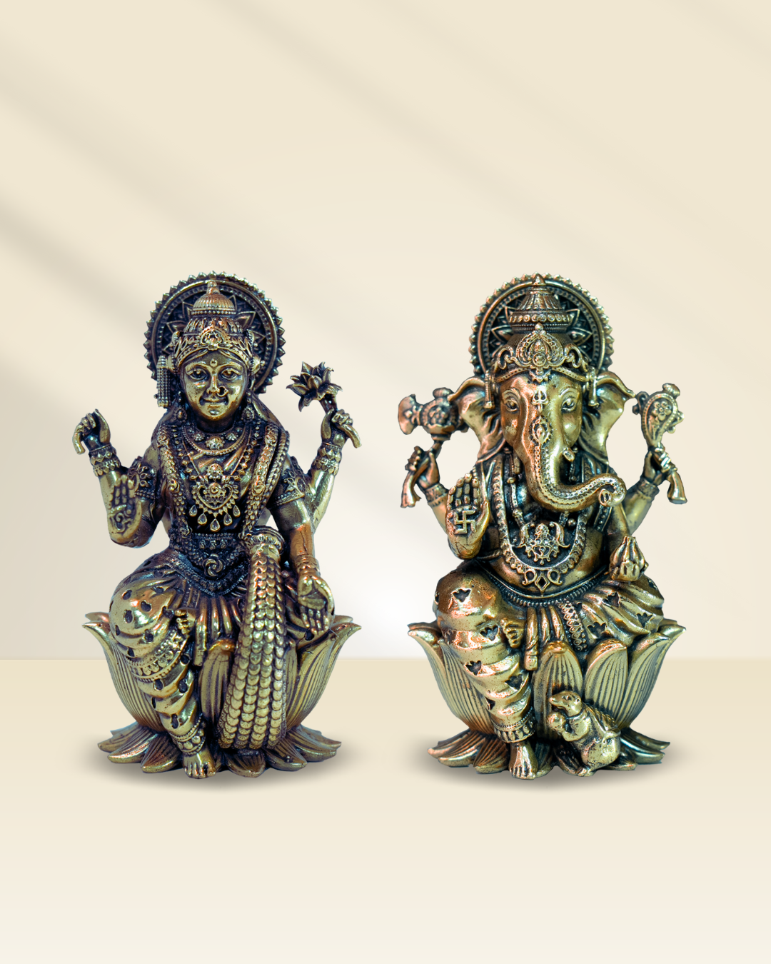 Ashtadhatu Maa Laxmi and Ganesha Sitting on Lotus